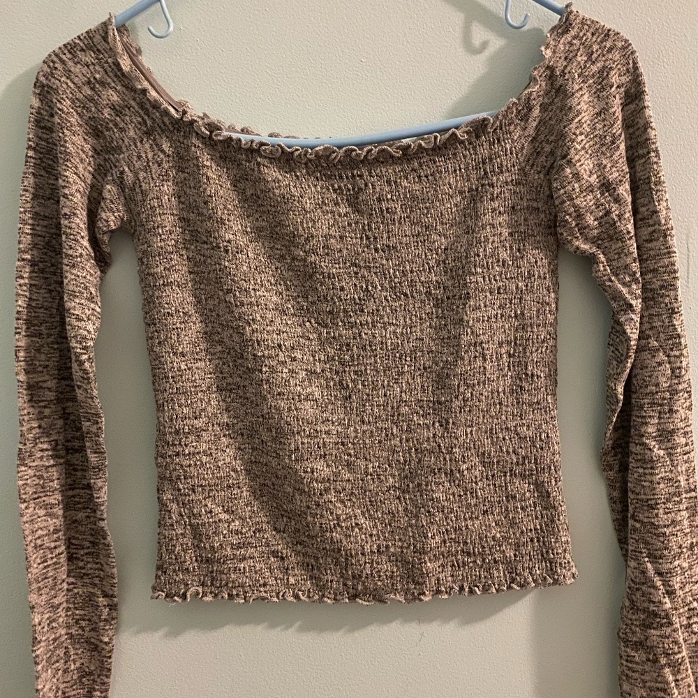 Long Sleeve Cropped Heather Gray Shirt